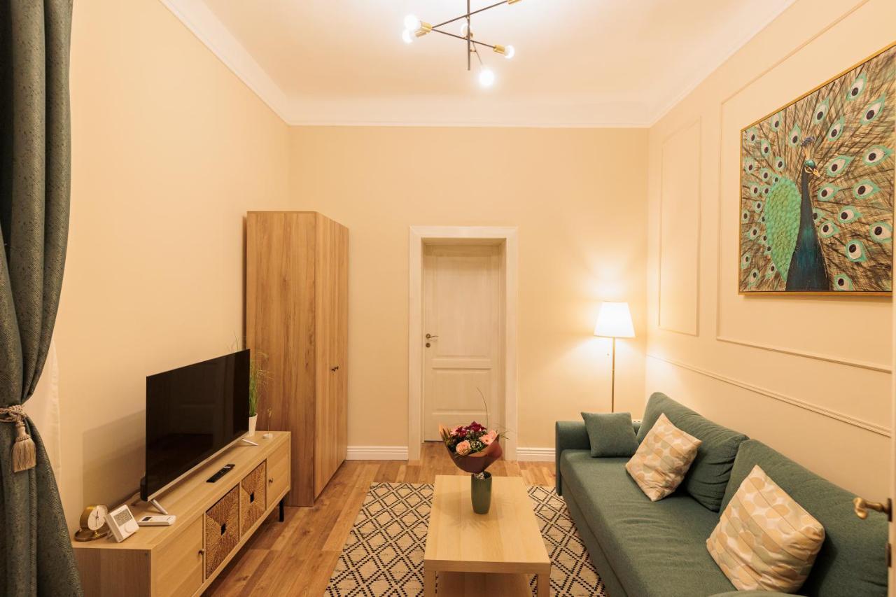Cozy Apartment In The Historical City Center Timişoara Exterior foto