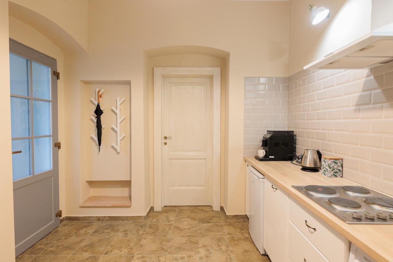 Cozy Apartment In The Historical City Center Timişoara Exterior foto