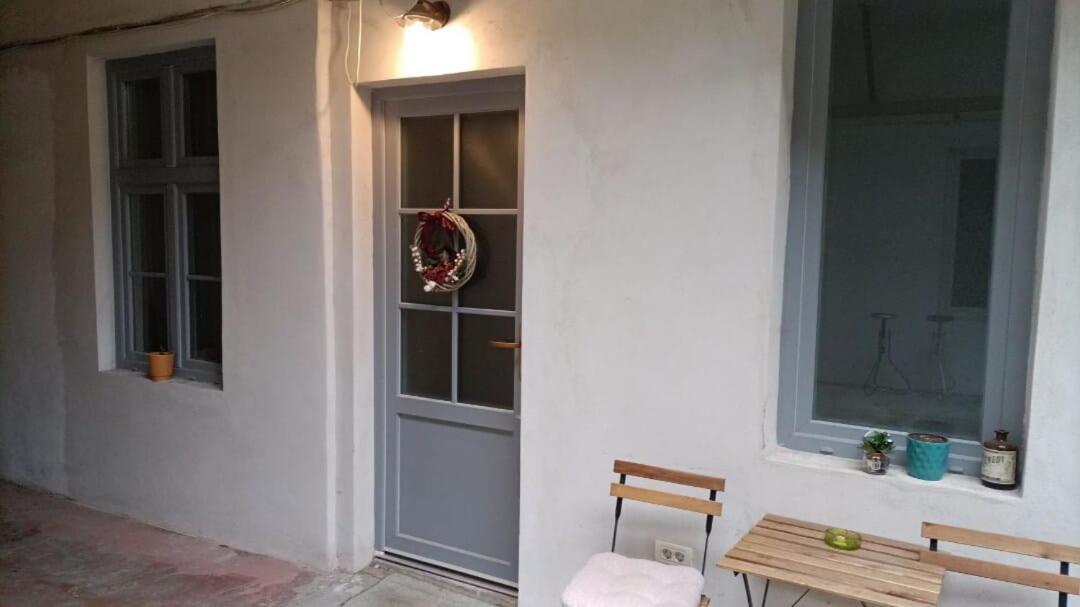 Cozy Apartment In The Historical City Center Timişoara Exterior foto